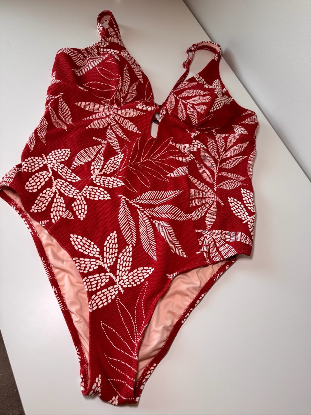 Cupshe Red One-Piece Swimsuit with White Leaf Print